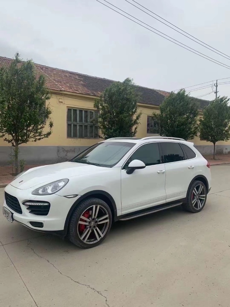 潍坊12年保时捷卡宴7