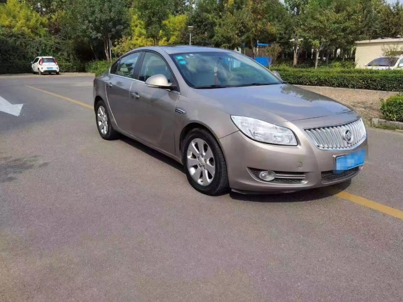 潍坊11年别克君威2