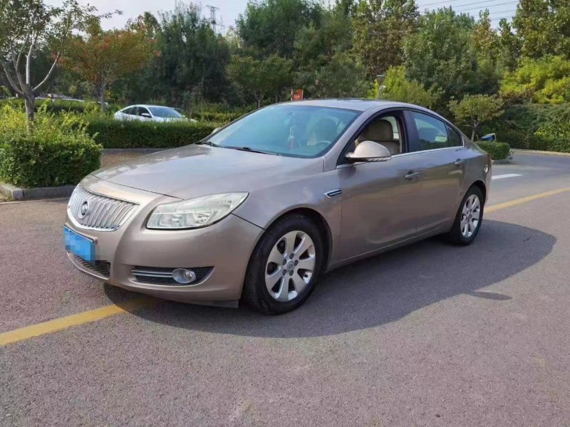 潍坊11年别克君威3