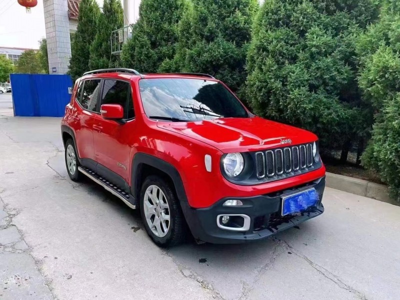 泰安18年Jeep自由俠2