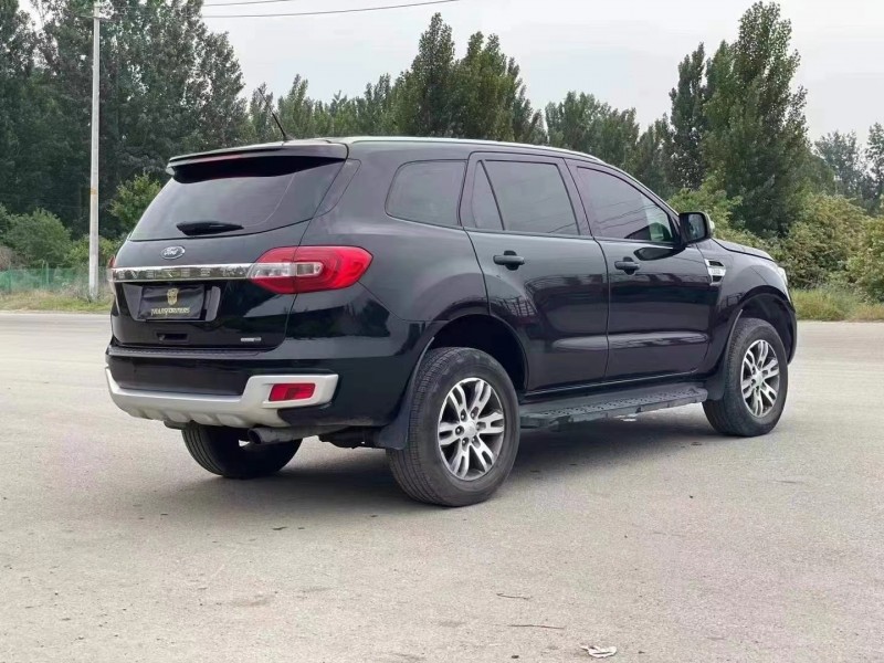 济宁16年福特撼路者6