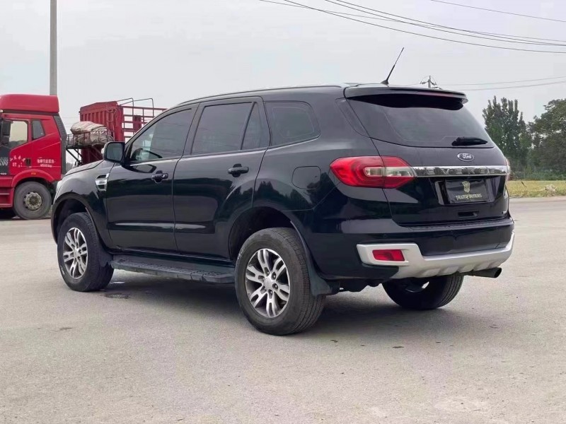 济宁16年福特撼路者7