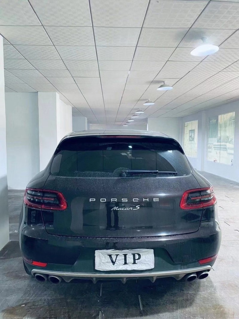 常德16年保時捷Macan3