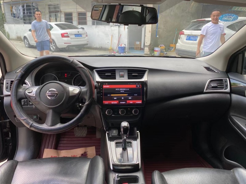 成都17年日产轩逸5