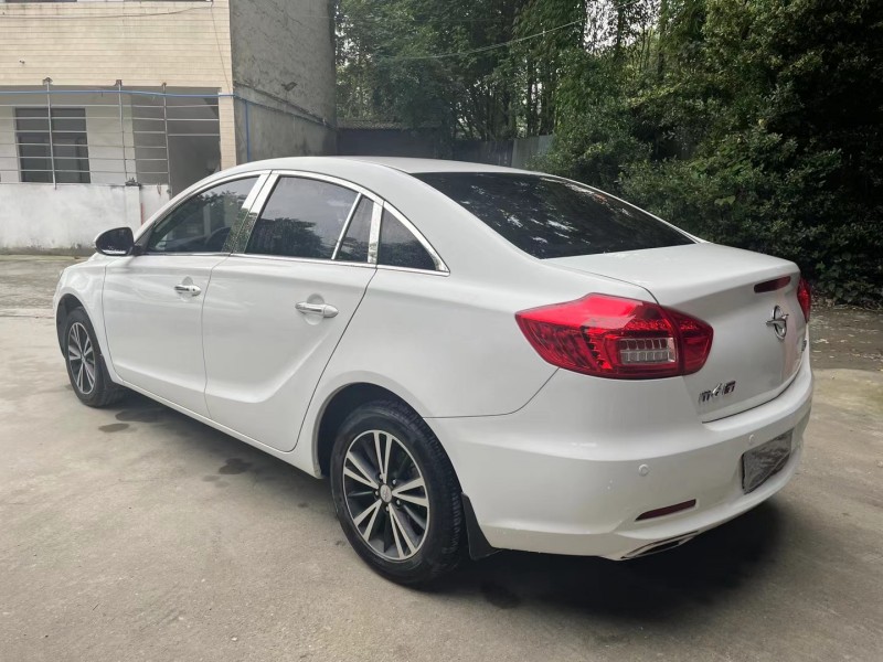 成都18年海馬M67
