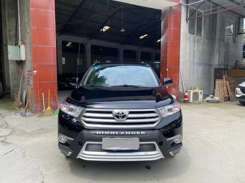 成都14年丰田汉兰达1