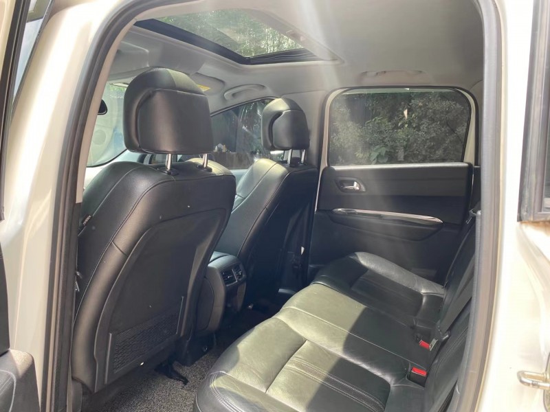 成都13年标致30084