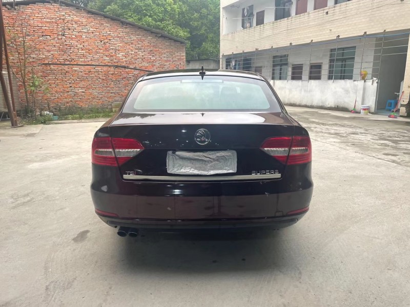 成都14年斯柯达昊锐9