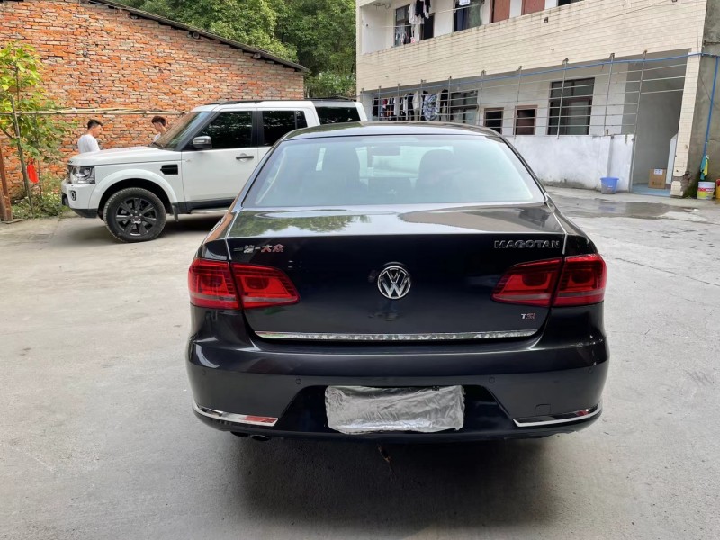 成都15年大众迈腾9