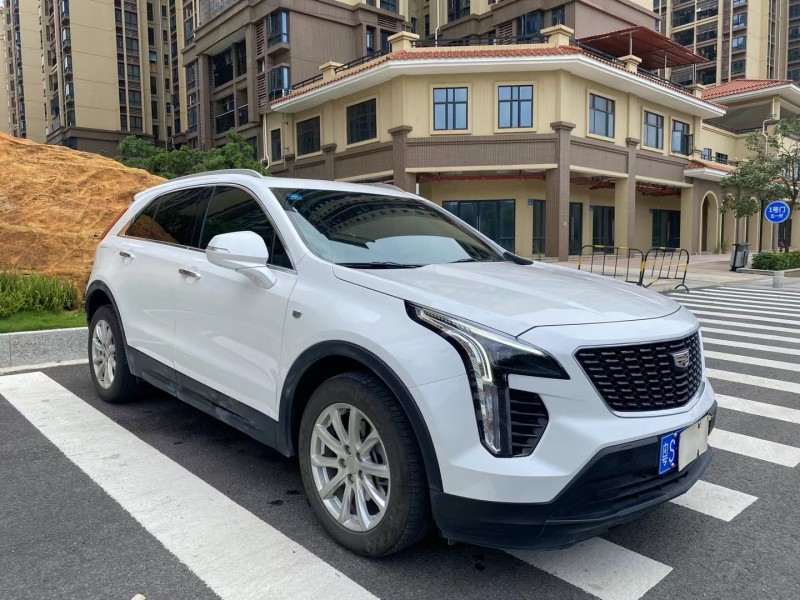 广州20年凯迪拉克XT42