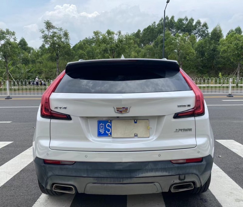 广州20年凯迪拉克XT49