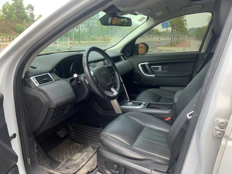 广州16年路虎发现神行5