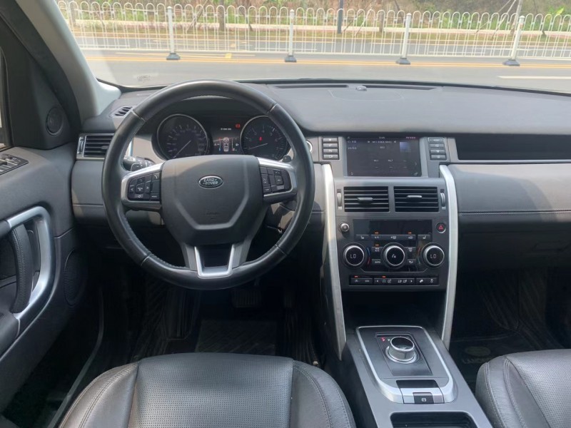 广州16年路虎发现神行3