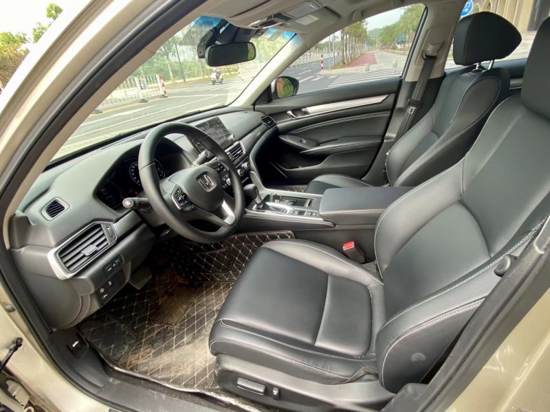 广州19年本田英诗派4