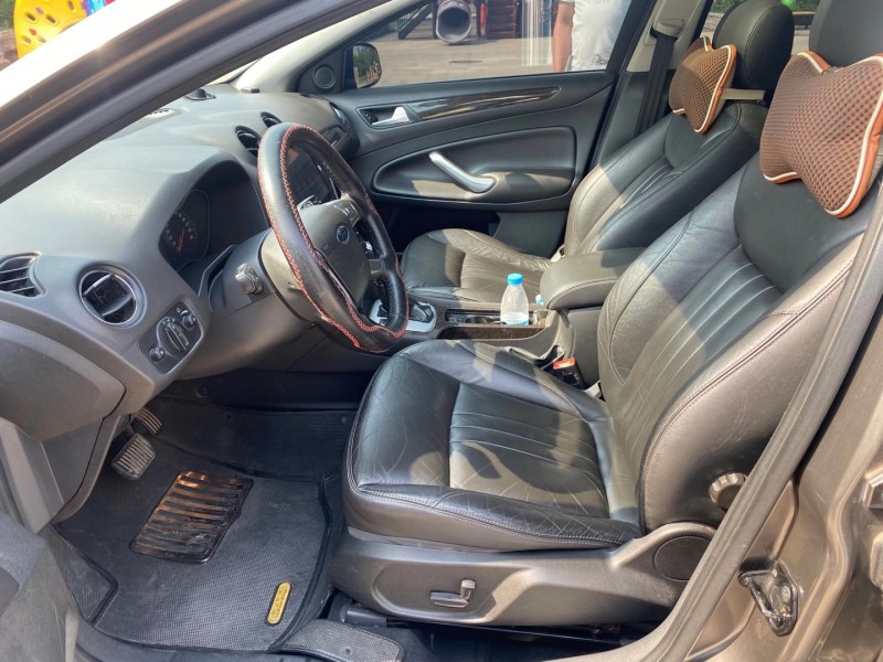 青岛13年福特蒙迪欧-致胜6