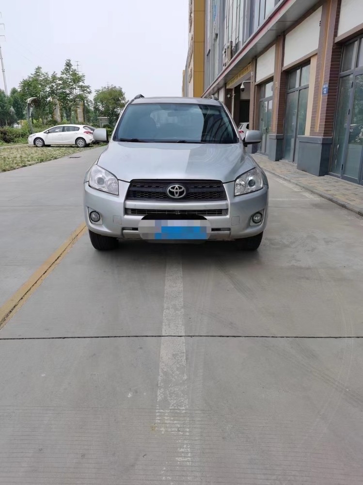 邯鄲09年豐田RAV41