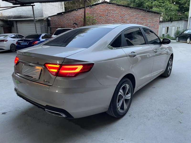 成都19年吉利帝豪GL2