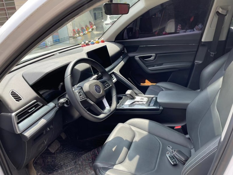 成都20年比亚迪宋6