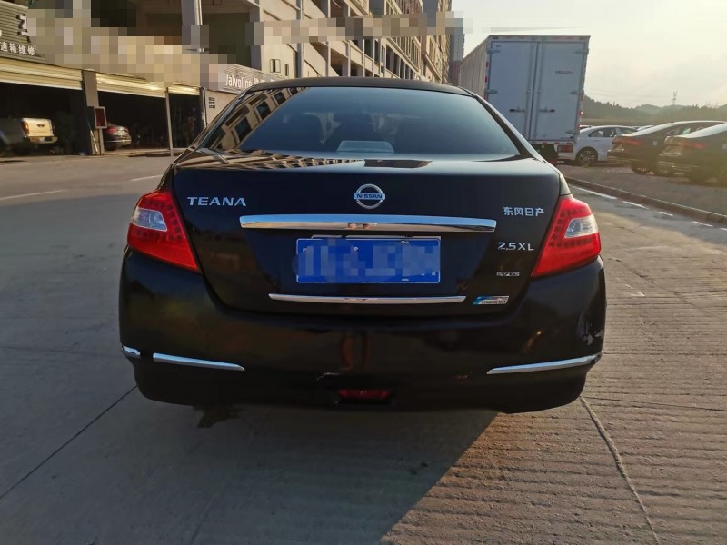 貴陽10年日產天籟2