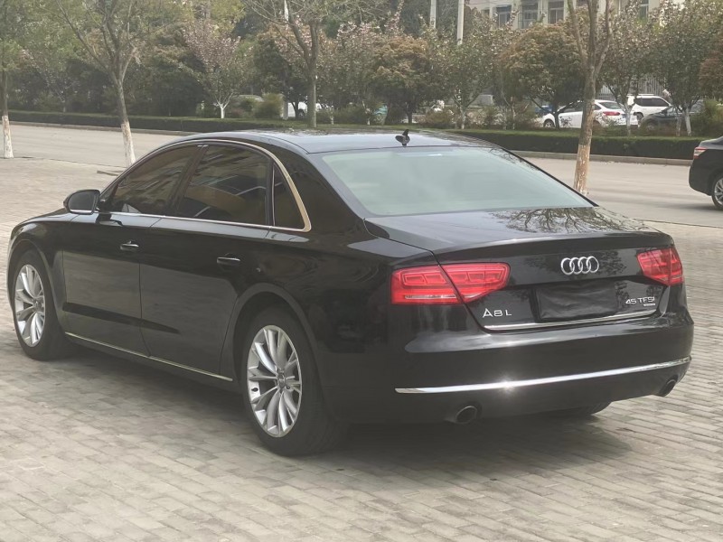 郑州14年奥迪A8L6