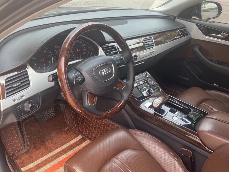 郑州14年奥迪A8L4