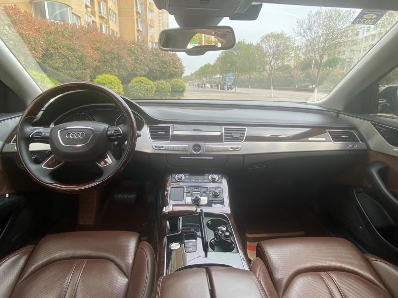 郑州14年奥迪A8L2