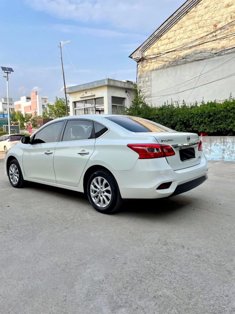 臨沂18年日產軒逸7