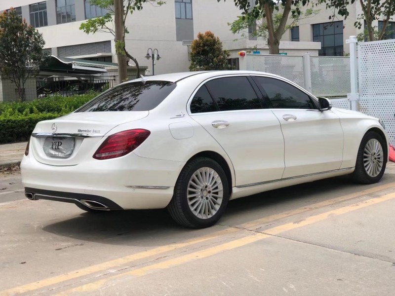 广州16年奔驰C6