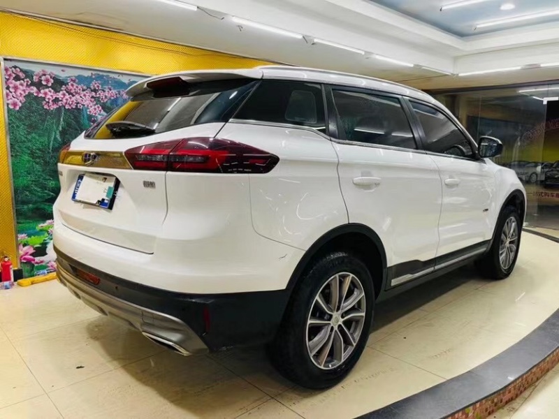 东莞18年吉利博越5