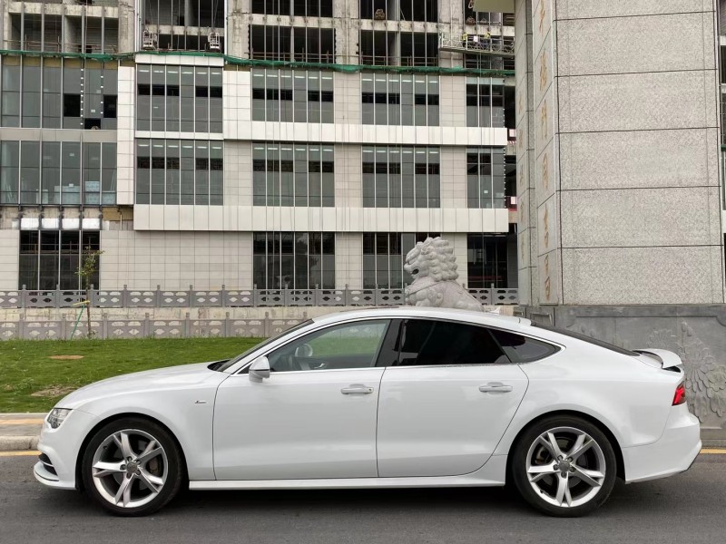 广州18年奥迪A74