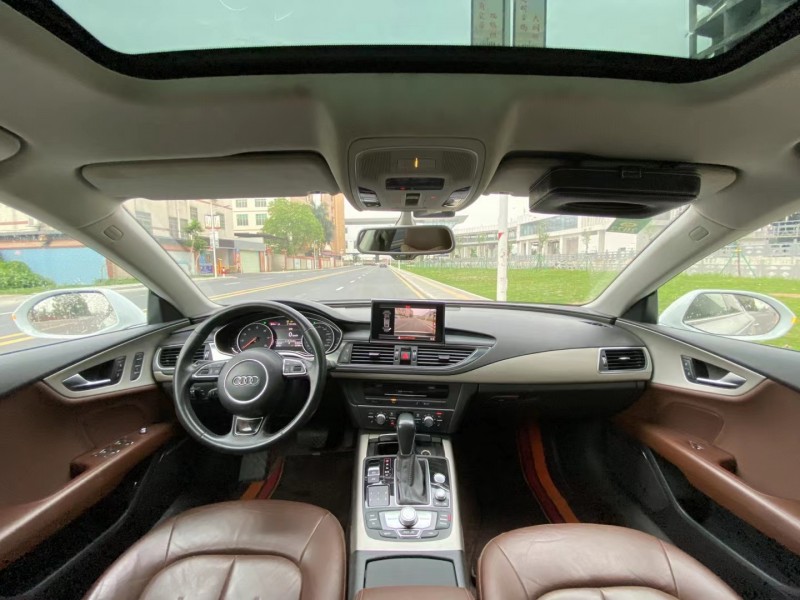 广州18年奥迪A76