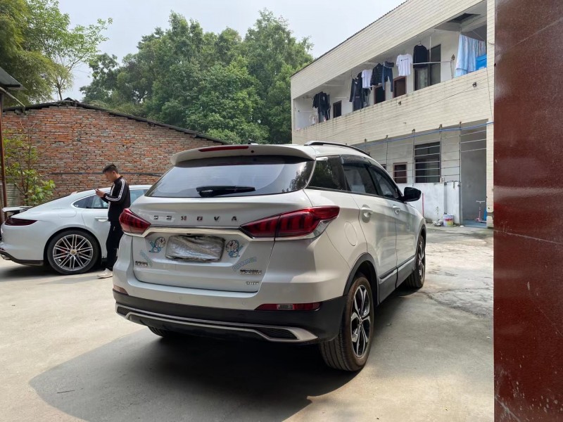 成都19年北汽制造越铃8