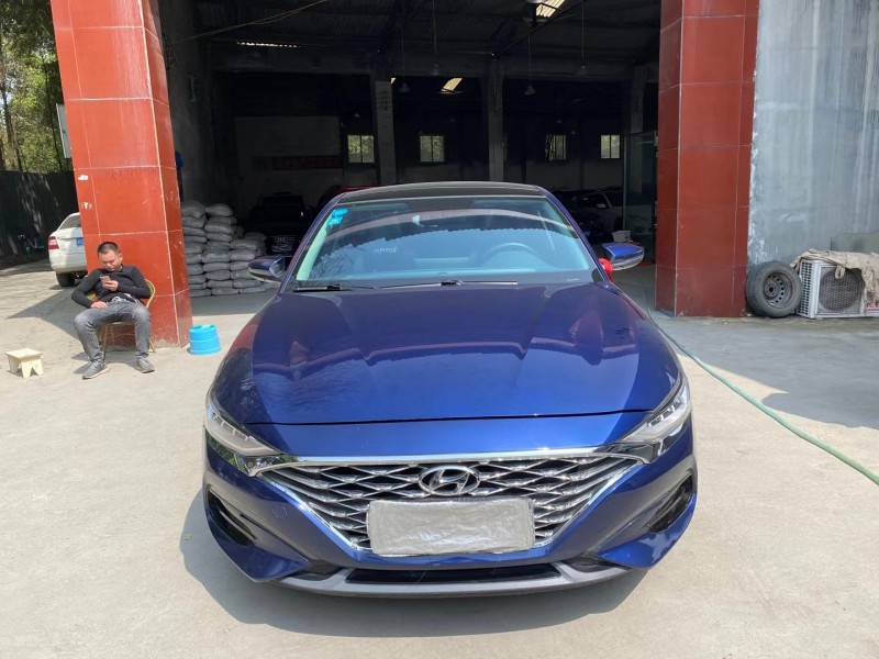 成都19年现代菲斯塔9