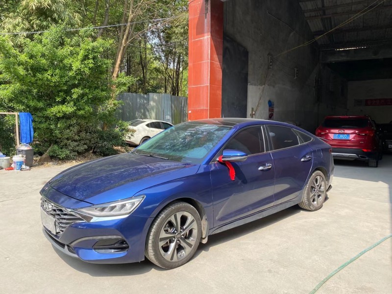 成都19年现代菲斯塔8