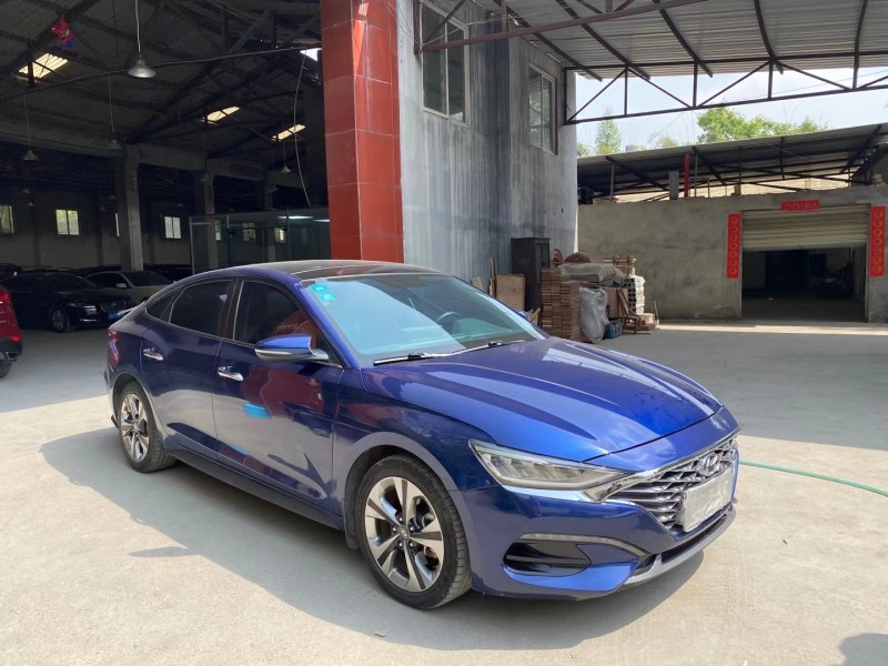 成都19年现代菲斯塔7