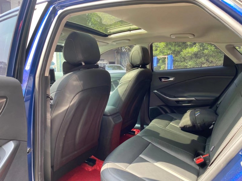 成都19年现代菲斯塔6