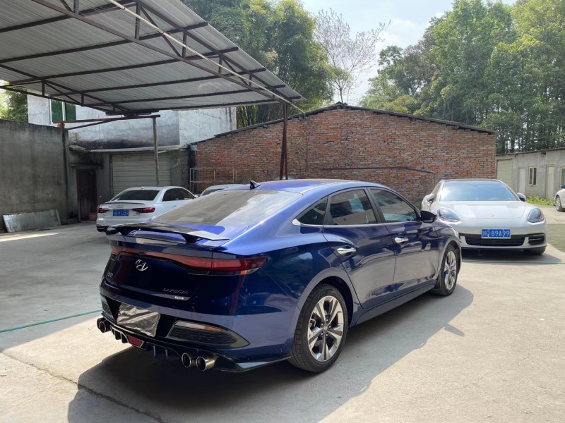 成都19年现代菲斯塔2