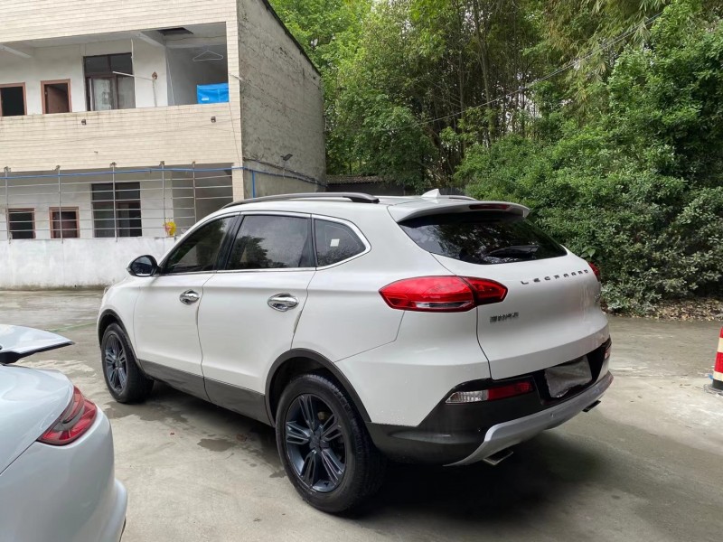 成都17年獵豹汽車CS108