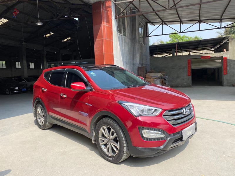 成都14年现代新胜达3