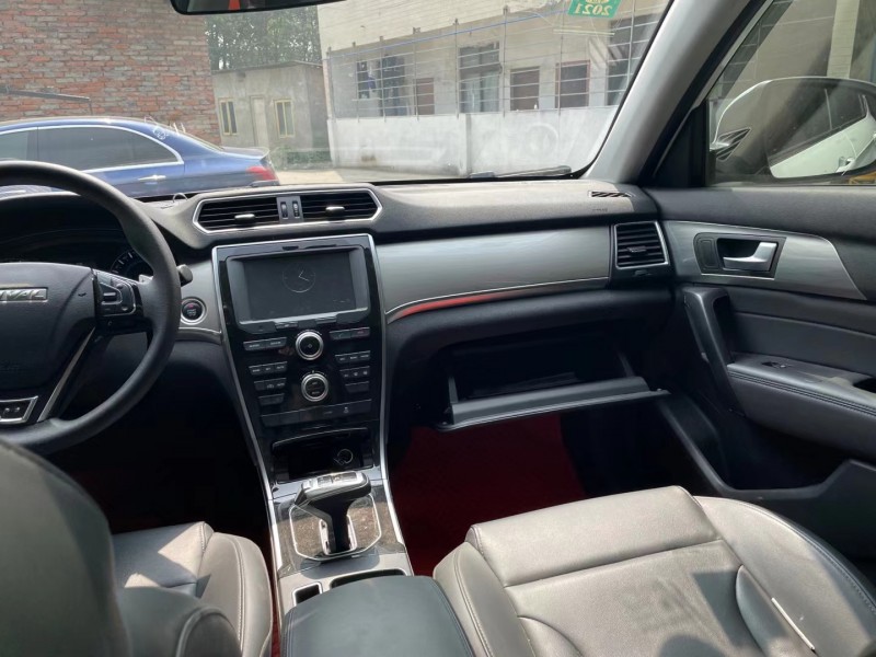 成都19年哈弗H24