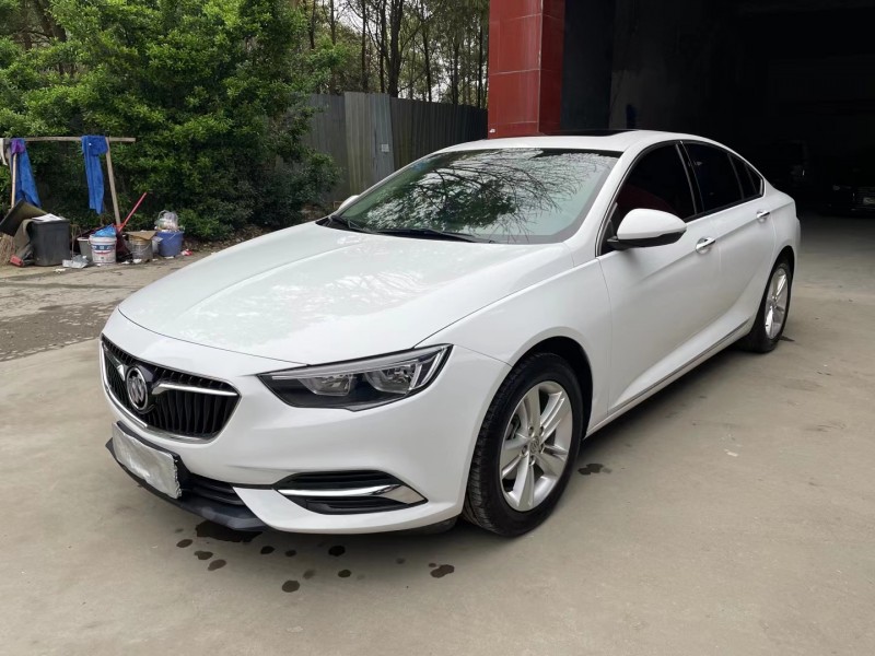 成都19年别克君威2