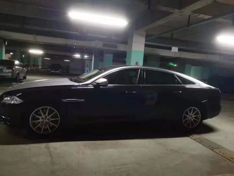 成都14年捷豹XJ6