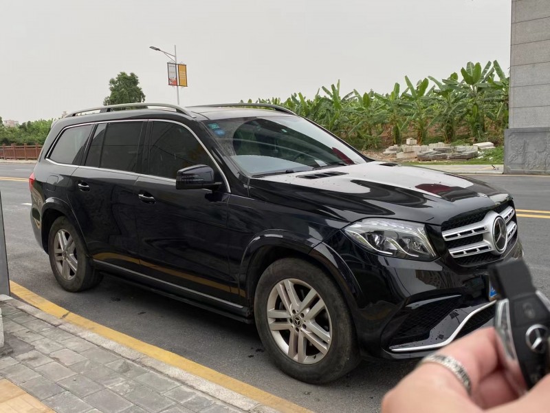 广州19年奔驰GLS3