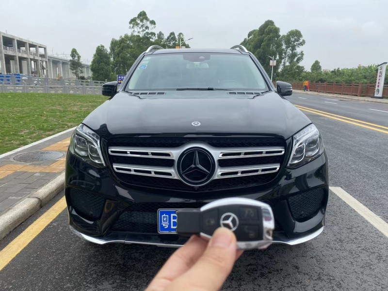 广州18年奔驰GLS1
