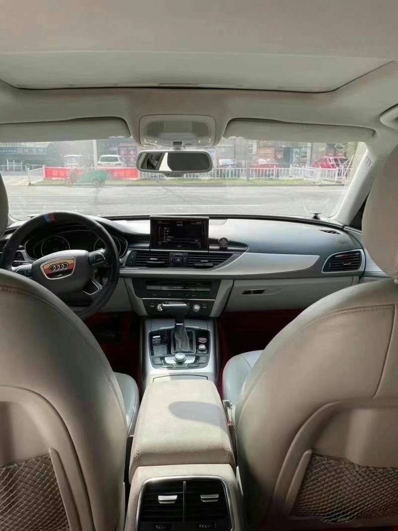 济宁14年奥迪A6L8