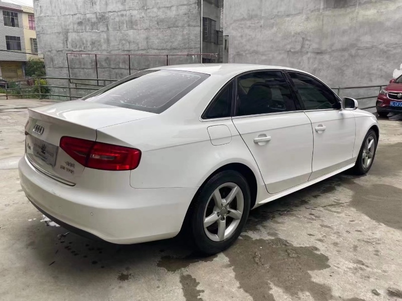 宜昌14年奧迪A4L6
