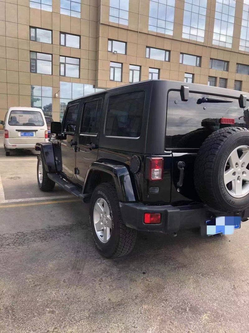 邢臺14年Jeep牧馬人1