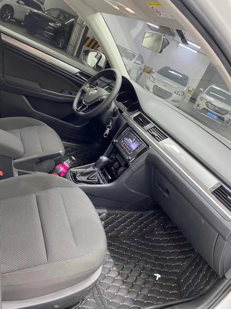 成都20年大众宝来7