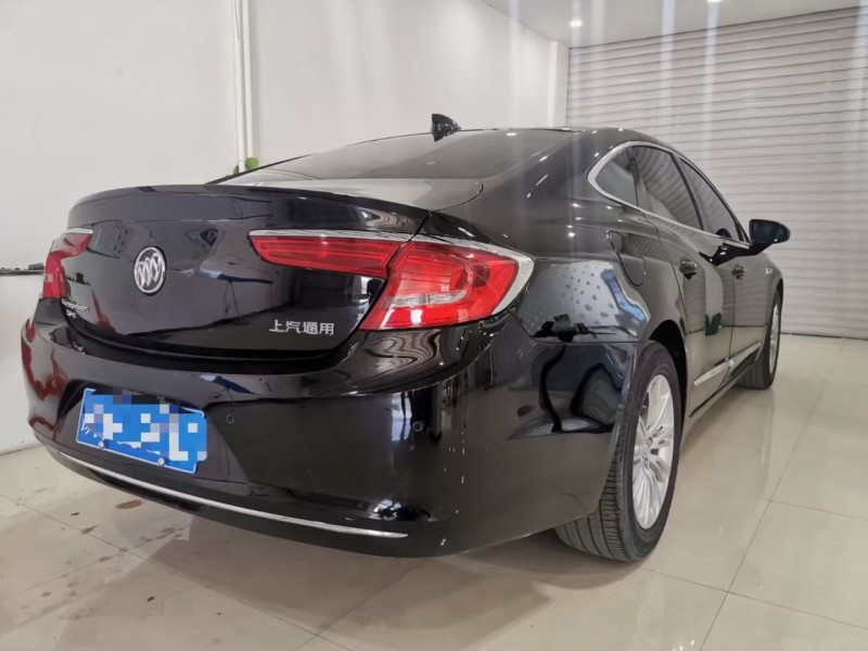 邢台16年别克君越7