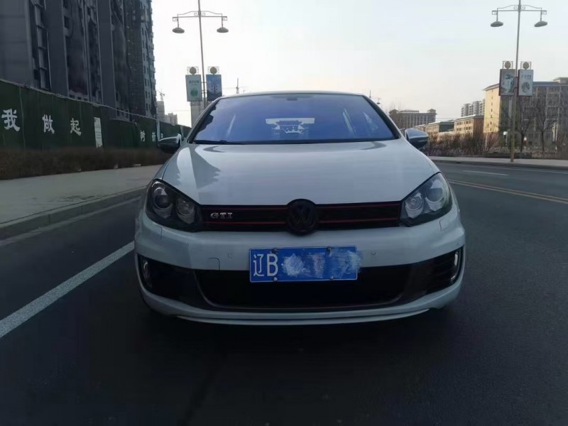 邢台13年大众高尔夫1